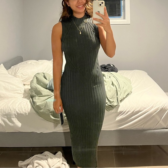 Dynamite Midi Mock Neck Green Knit Dress - Picture 4 of 4